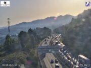 VÍDEO | Caos a l’AP-7 a Sant Sadurní: accident amb llargues cues